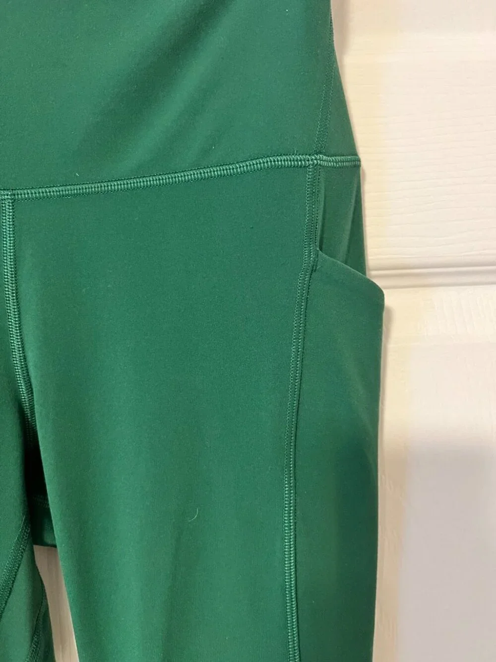 Lululemon Align High-Rise Leggings with Pockets in Everglade Green Size 6